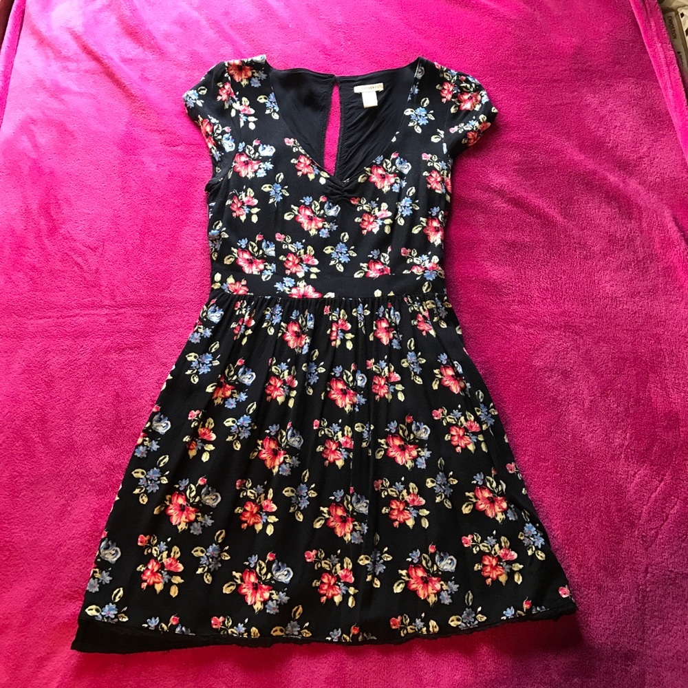 My fav summer dress! 🌸🌸 FOREVER 21