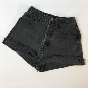 Vintage high waisted Guess shorts