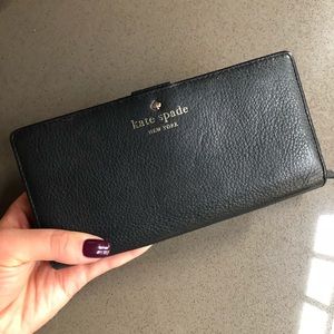 Black Kate Spade Leather Wallet 🖤