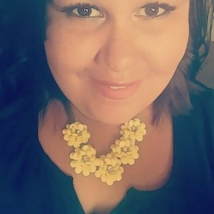 Meet your Posher, Quinn