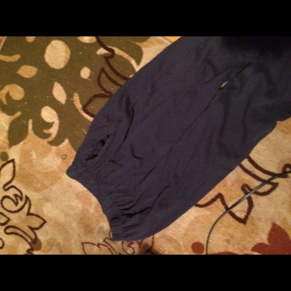Woman’s sweatpants - Picture 1 of 2