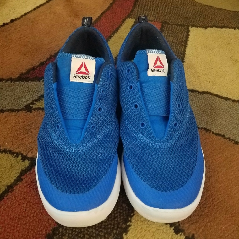 💙Reebok Sole Identity Slip-ons