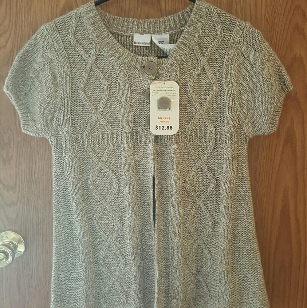 Sweater NWT