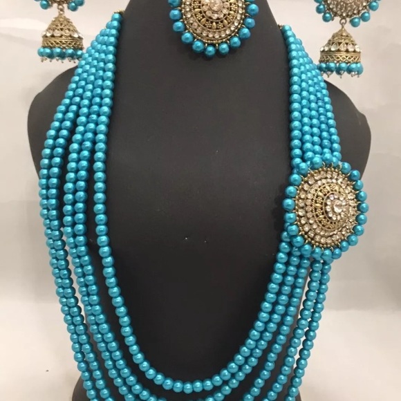 NWOT pearl layer Mughal jewelry set final price!! - Picture 2 of 8