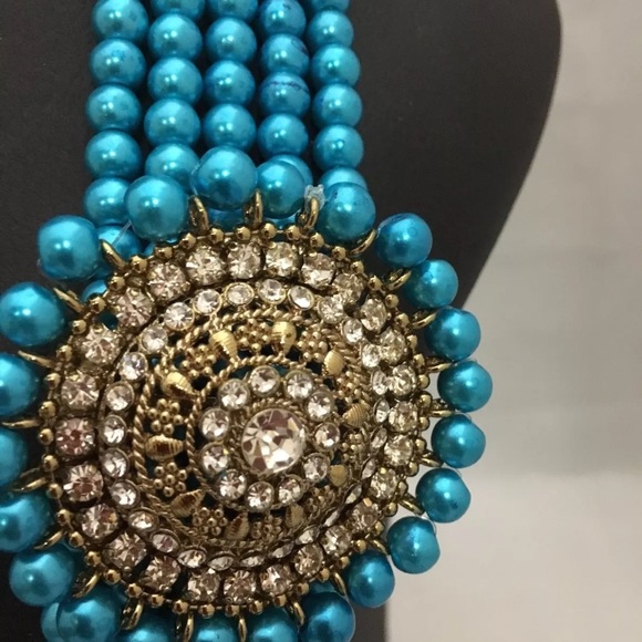 NWOT pearl layer Mughal jewelry set final price!! - Picture 3 of 8