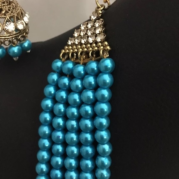 NWOT pearl layer Mughal jewelry set final price!! - Picture 5 of 8