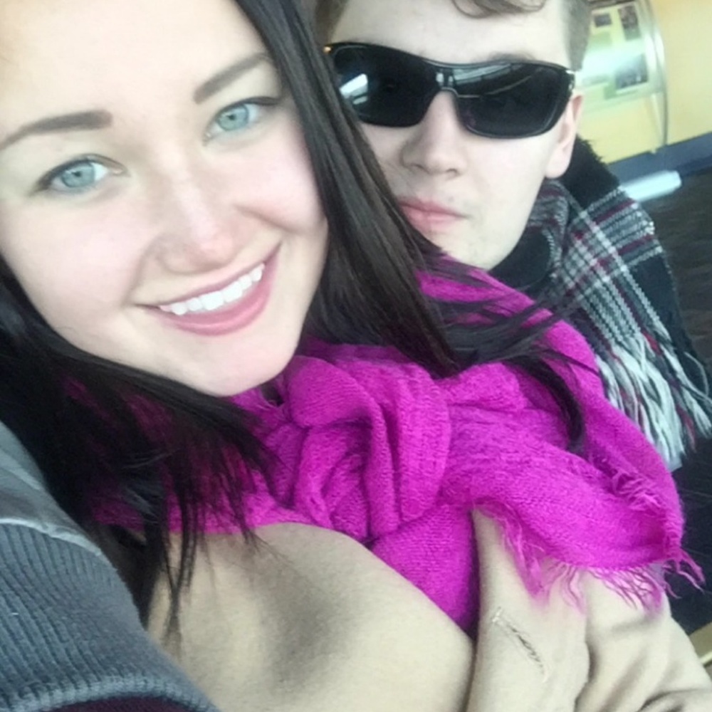Pink scarf - Picture 3 of 3