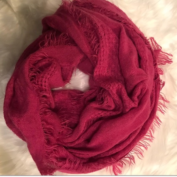 Pink scarf - Picture 2 of 3