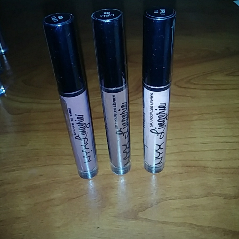 NYX LIP LINGERIE BUNDLE❤💄