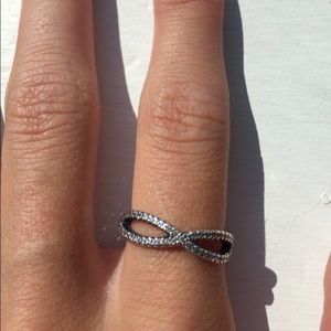Beautiful Authentic Pandora Ring