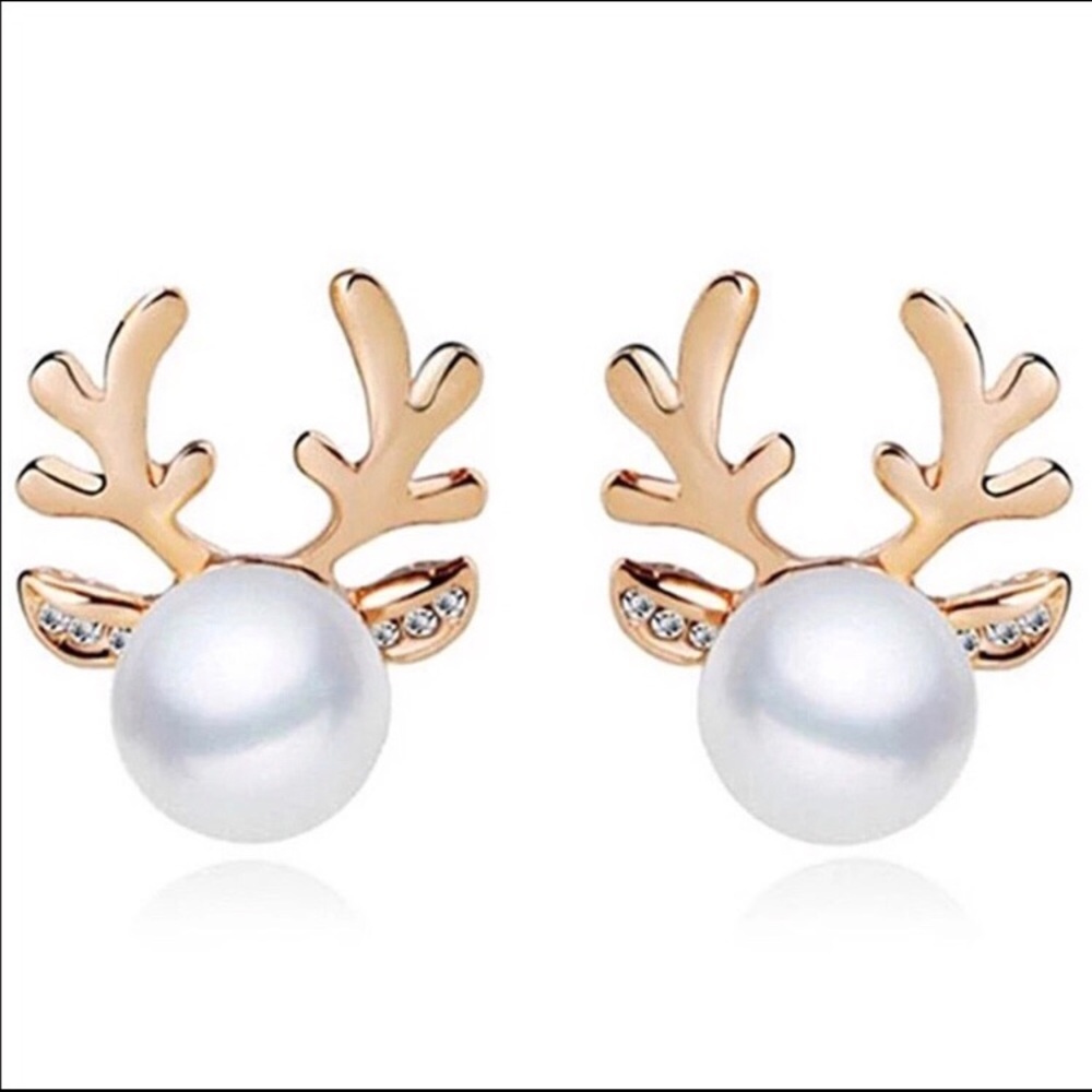 Pearl Reindeer Earrings