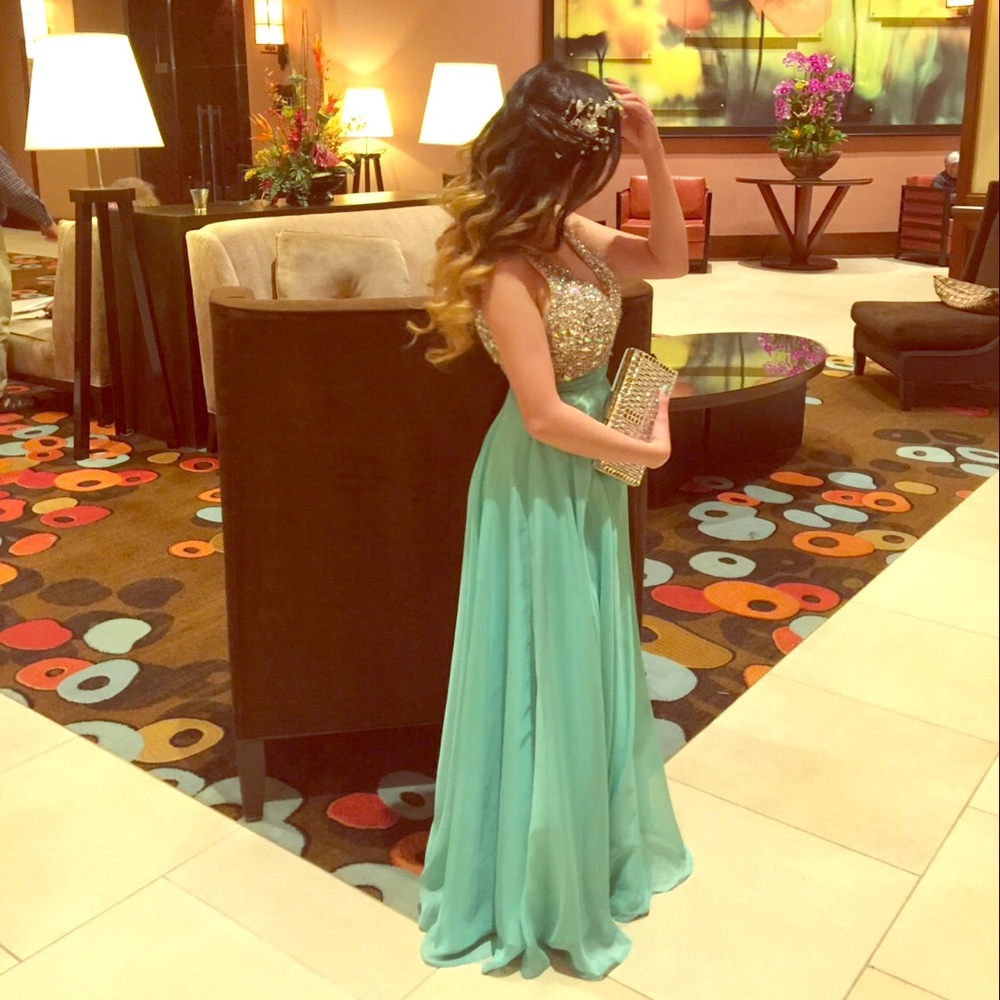 Beautiful mint ball gown!!!