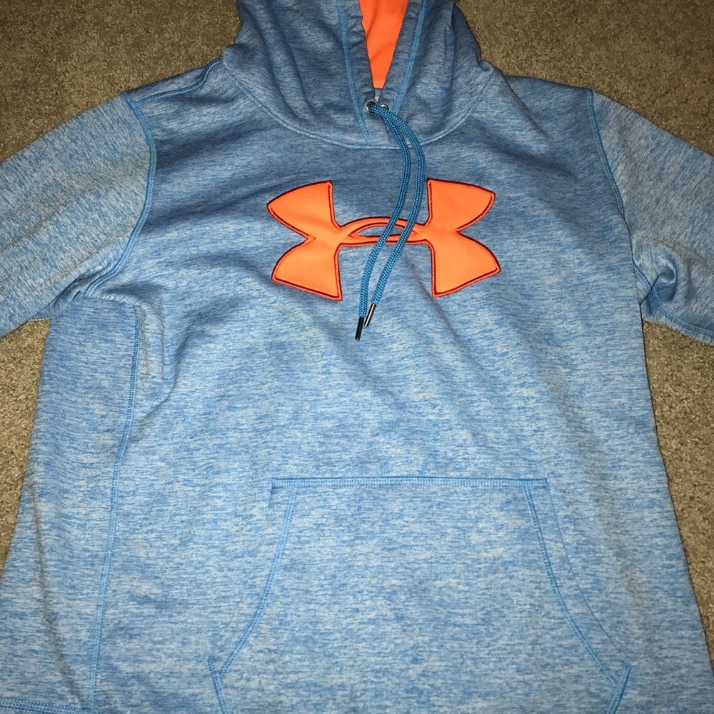 UNDER ARMOUR ✨ Hoodie!