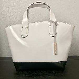 Amber Rose- White & Black Tote