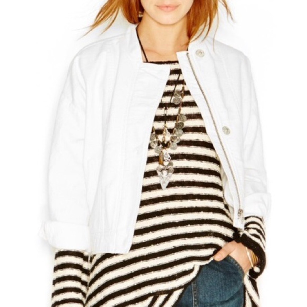 🚫SOLD🚫NWT Free People Distressed Denim Jacket