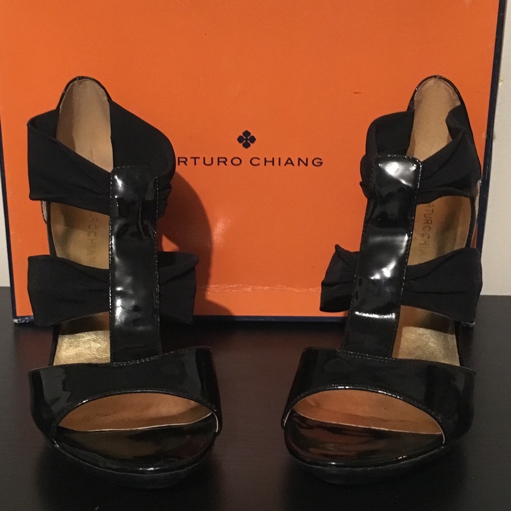 Arturo Chiang Heals Black Heals