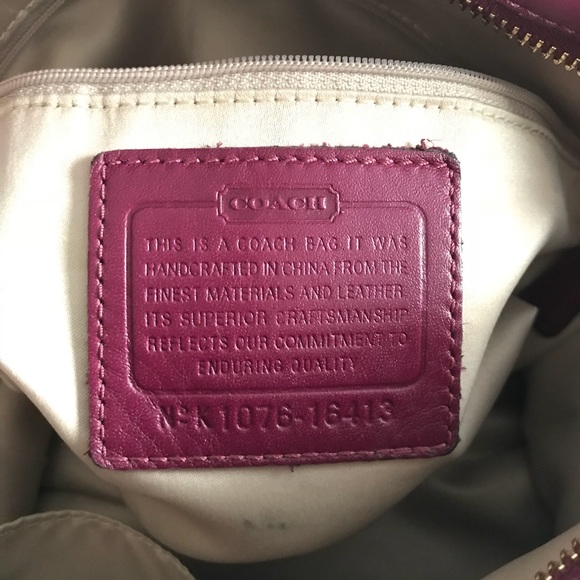 Authentic Coach Colette Leather Shoulder Bag - Picture 4 of 8