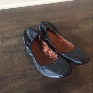 Lucky Emmie flats in black