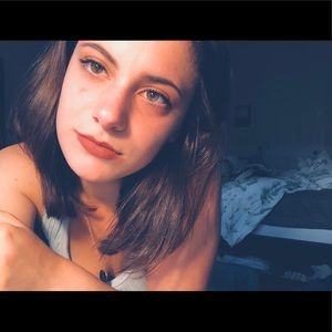 Meet your Posher, Ivy