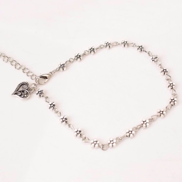5 for $25 Silver Color Flower Heart Anklet - Picture 3 of 6