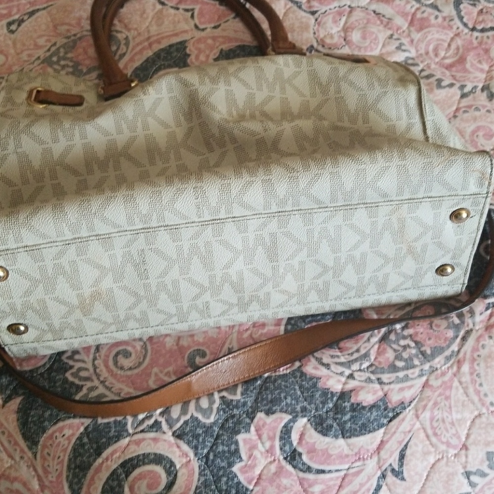 Bag - Picture 2 of 4