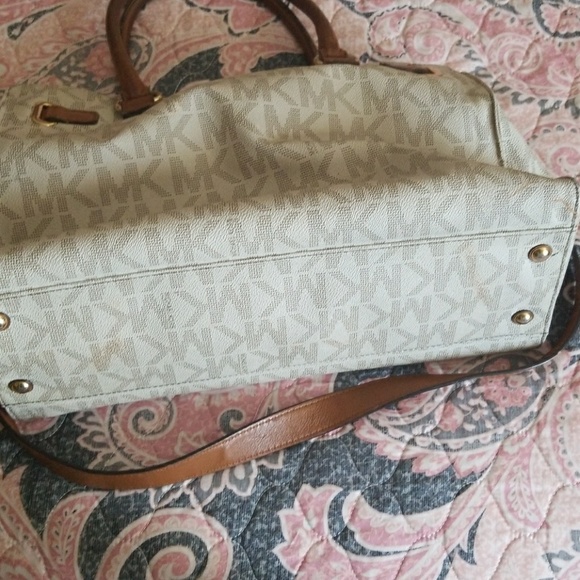 Bag - Picture 2 of 4