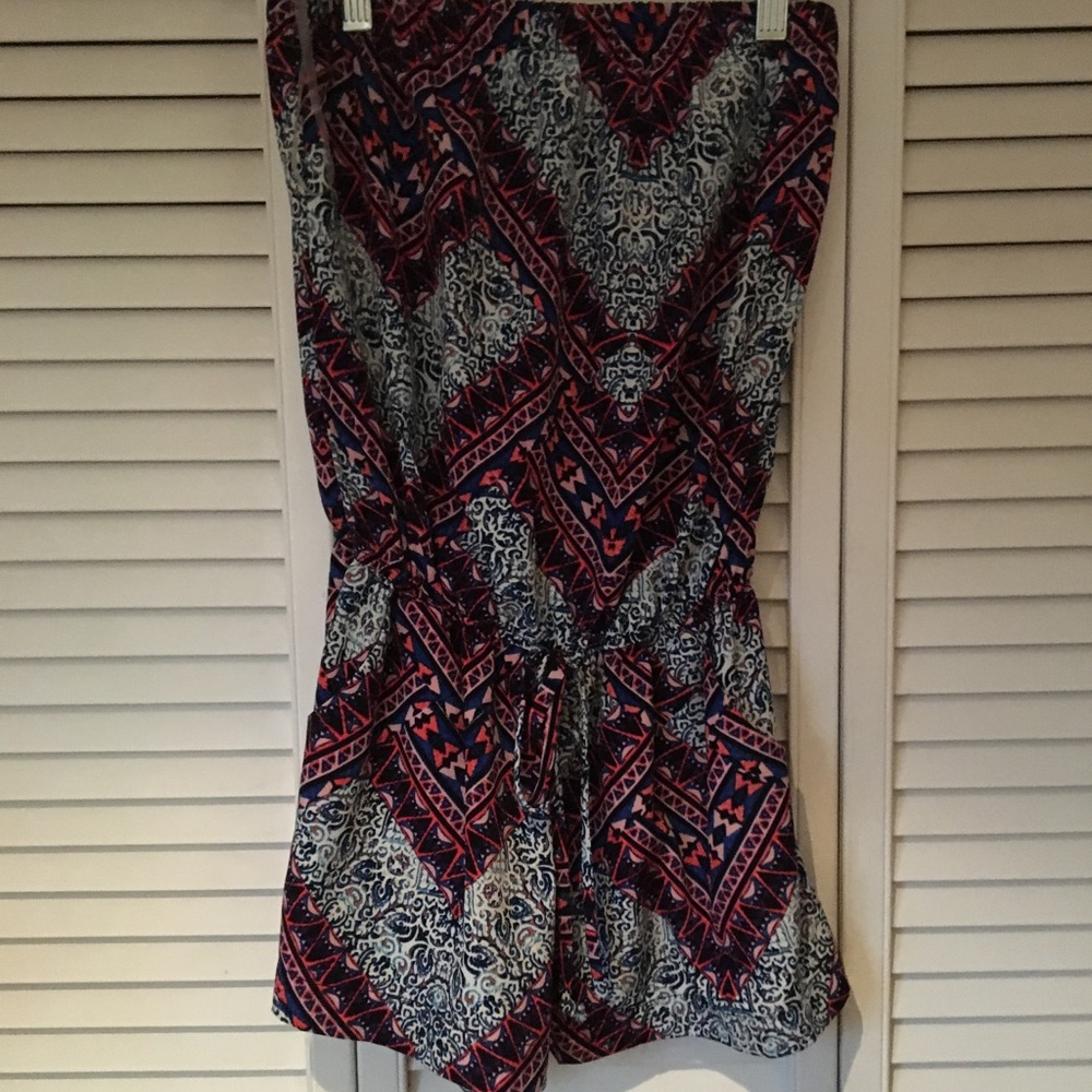 Romper - Picture 2 of 2
