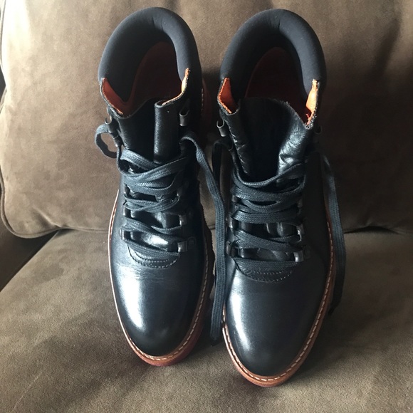 Lace up boot - Picture 4 of 4