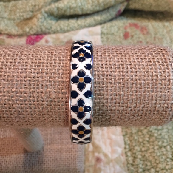 Brighton Bangle white enamel gorgeous GREAT DEAL- FINAL REDUCTION - Picture 2 of 7