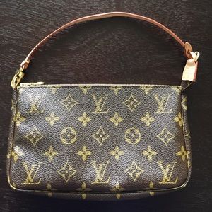Louis Vuitton Monogram Canvas Pouchette