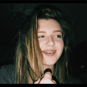 Meet your Posher, Olivia