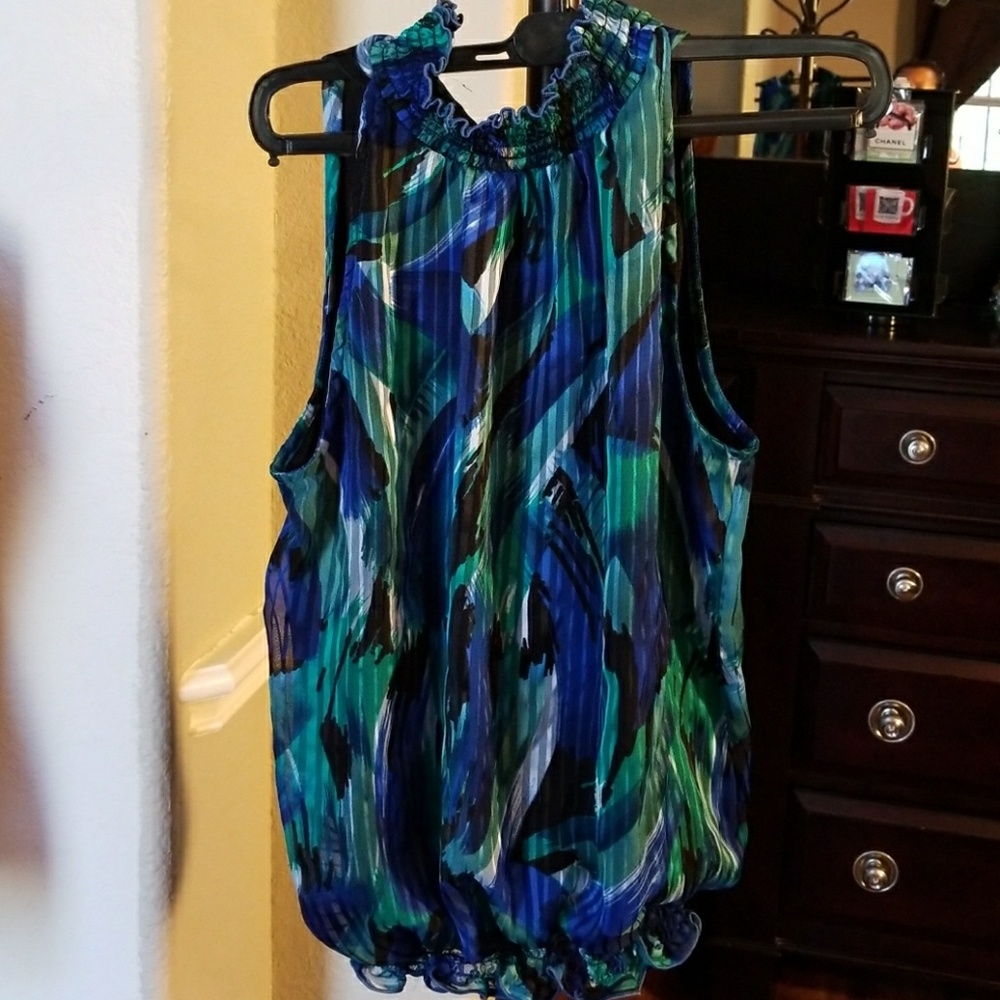 Sleeveless top