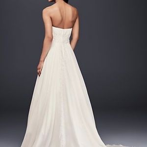 wedding dress never worn