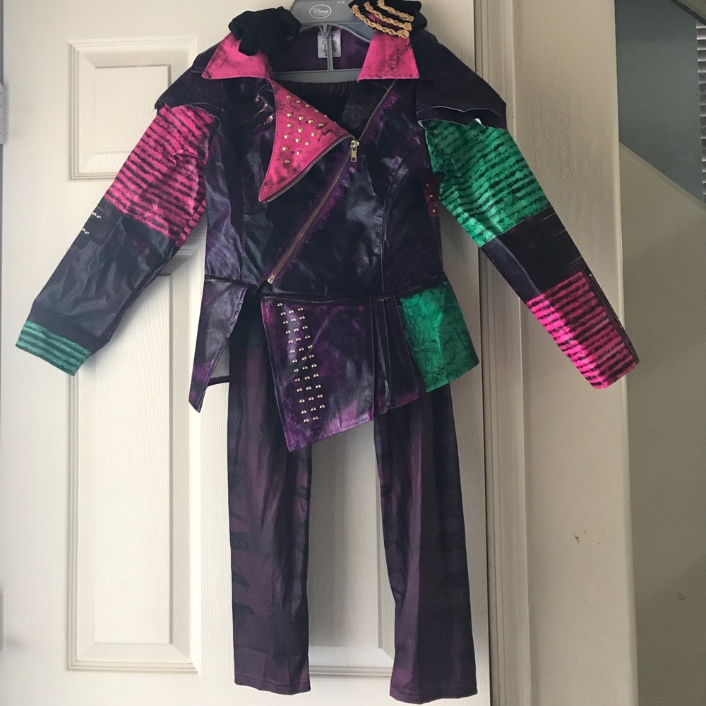Descendants Girls Halloween costume, size 9/10.