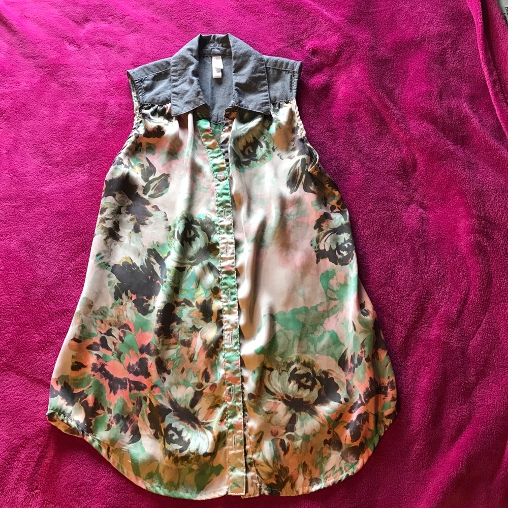 Sleeveless collar tank top