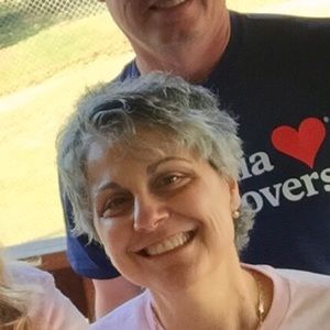 Meet your Posher, Denise