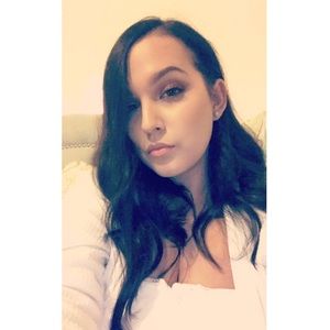 Meet your Posher, Ariel