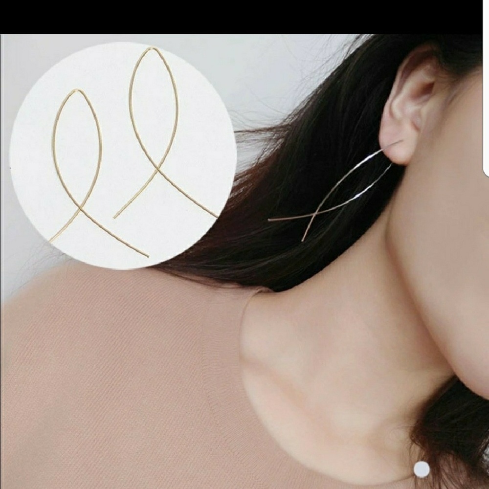 🌟Minimalist open hoop twist earrings🌟