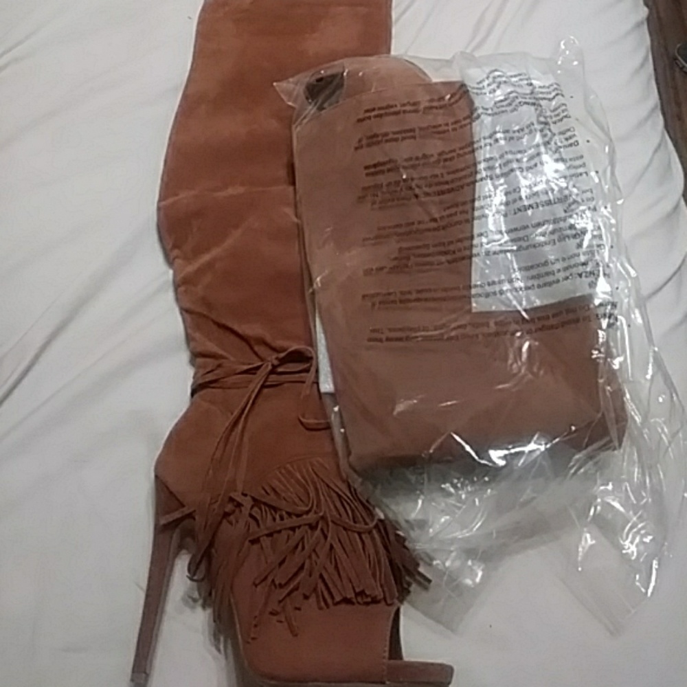 Open toe suede boots