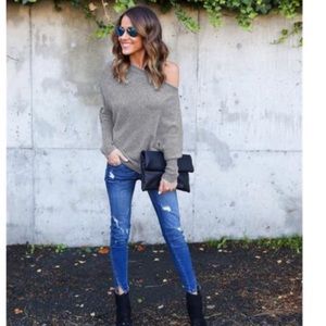 Off the shoulder sweater. Size: small