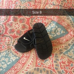Nike toddler sandal