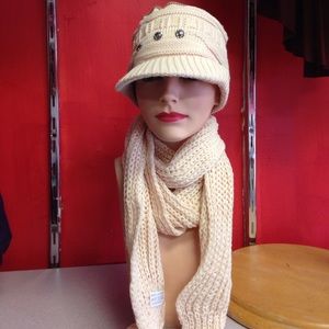 New knit hat & scarf set