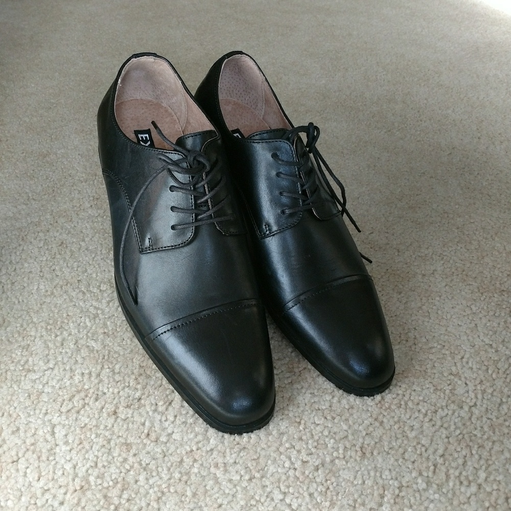 Leather Oxford Dress Shoe