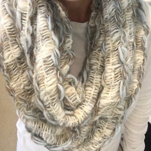 Anthropologie circle scarf