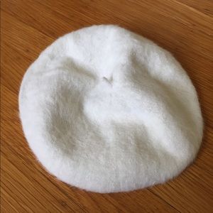 Anthropologie fuzzy white beret