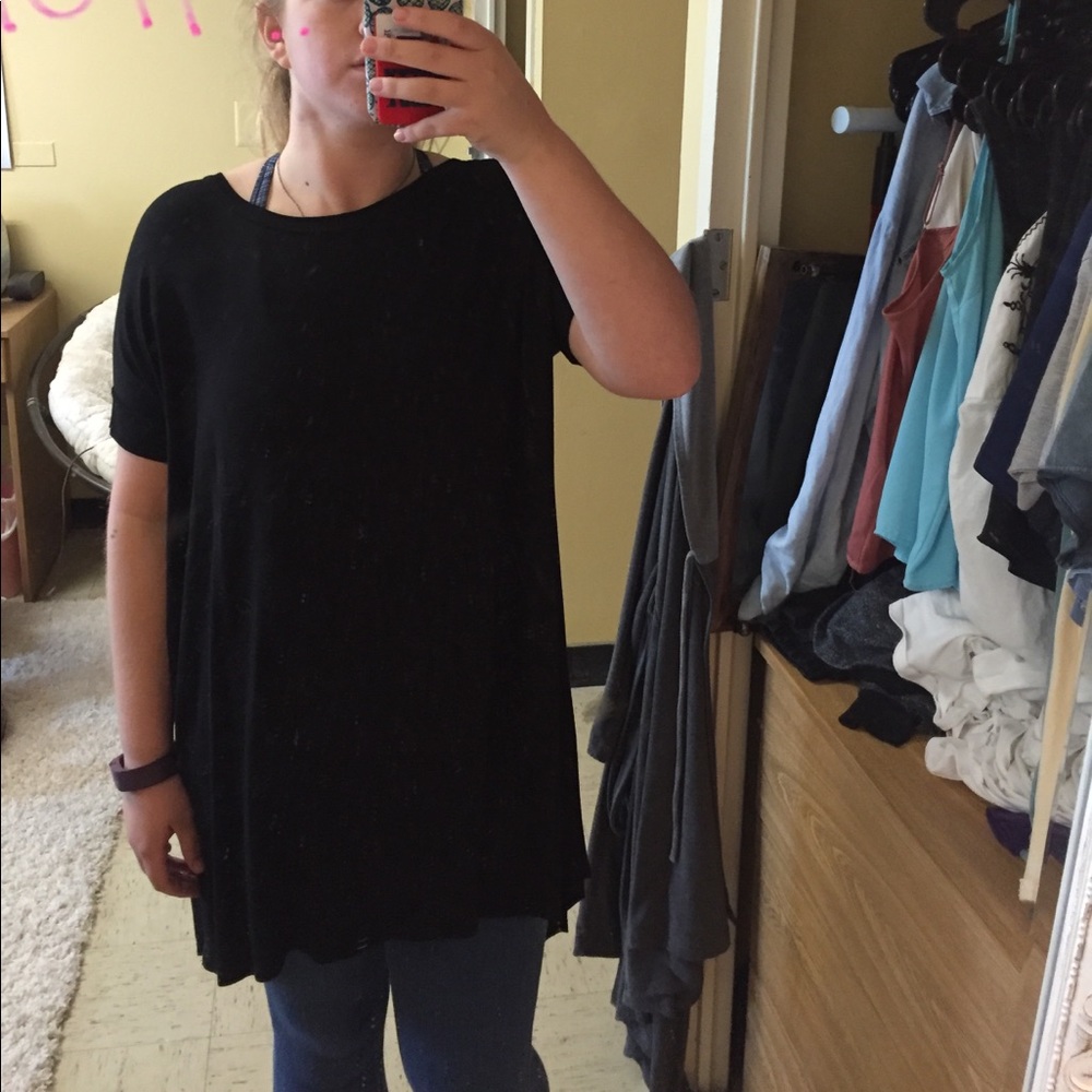 Super soft black top