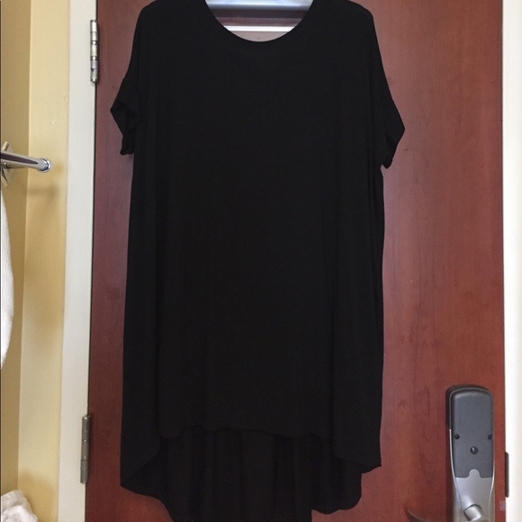 Super soft black top - Picture 3 of 4