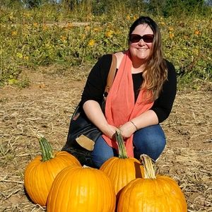 Meet your Posher, Zaida