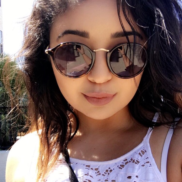 MEET YOUR SELLER & RULES - Picture 3 of 4