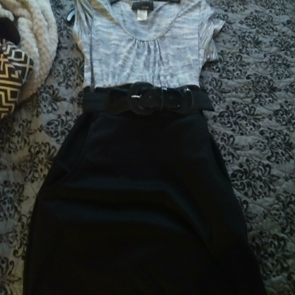 Belted dress with 2 deep pockets